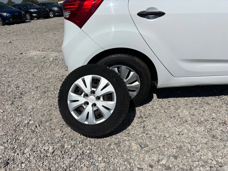 Hyundai Ix20 1.4-90кс, AC, снимка 8 - Автомобили и джипове - 51511952