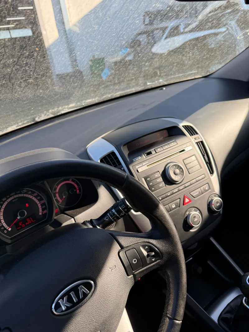 Kia Ceed, снимка 9 - Автомобили и джипове - 51755066