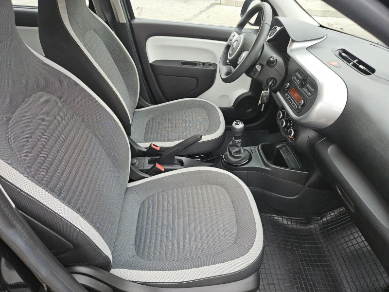 Renault Twingo 1.0i--new--9721км, снимка 14 - Автомобили и джипове - 52827028