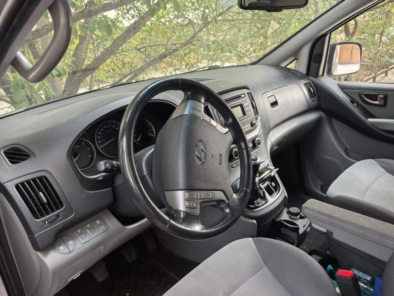 Hyundai Starex H1, снимка 11 - Автомобили и джипове - 53451515