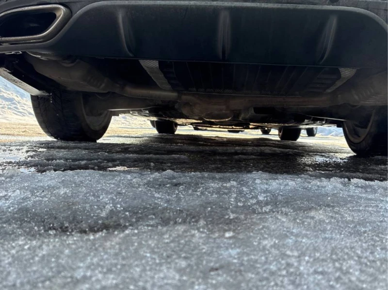 Mercedes-Benz C 300 * CARFAX* BURMESTER* AMG PACK* PANO* , снимка 14 - Автомобили и джипове - 53535086