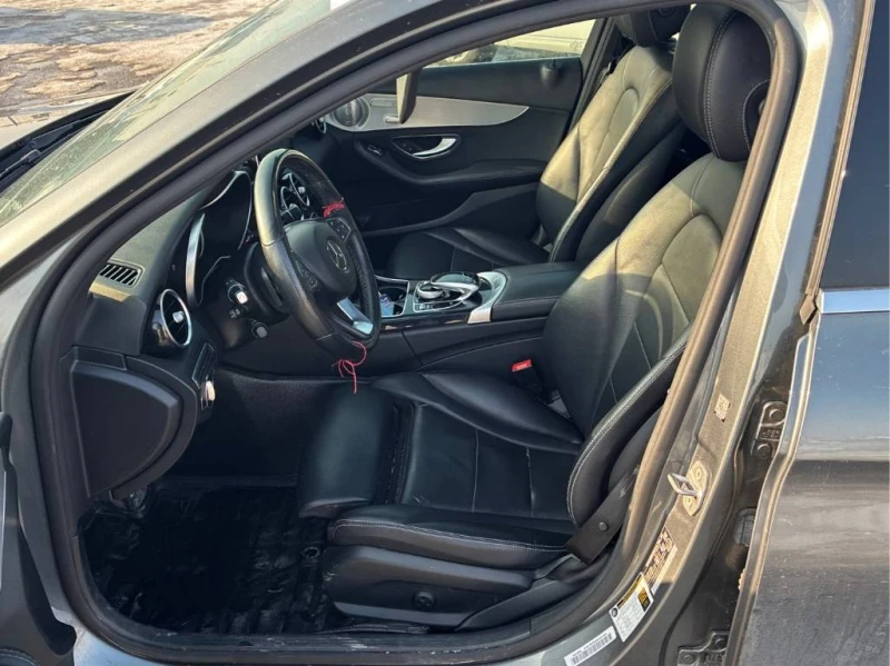 Mercedes-Benz C 300 * CARFAX* BURMESTER* AMG PACK* PANO* , снимка 6 - Автомобили и джипове - 53535086