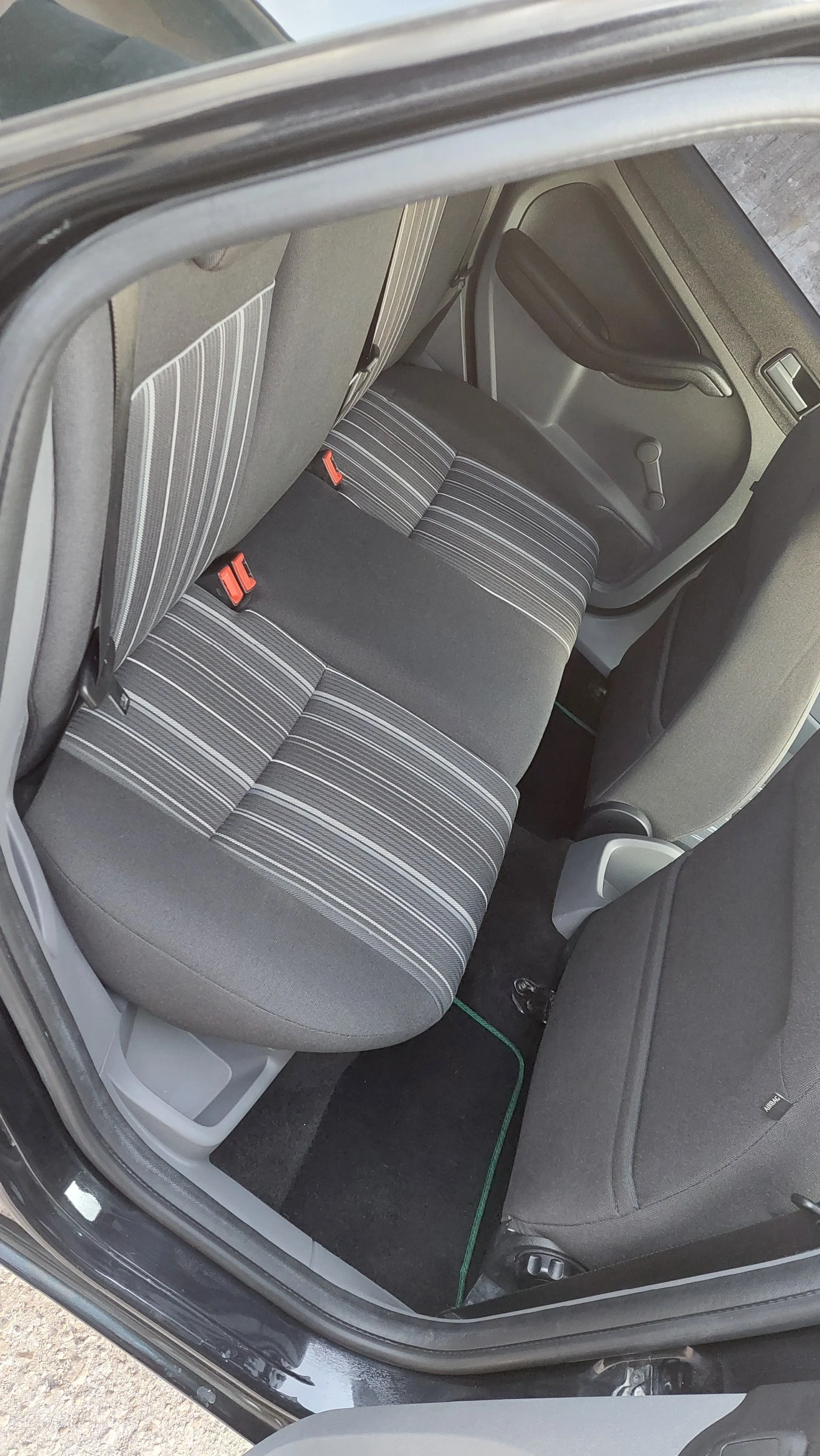 Ford Focus 1.6i 125000км Германия | Mobile.bg — изображение 11