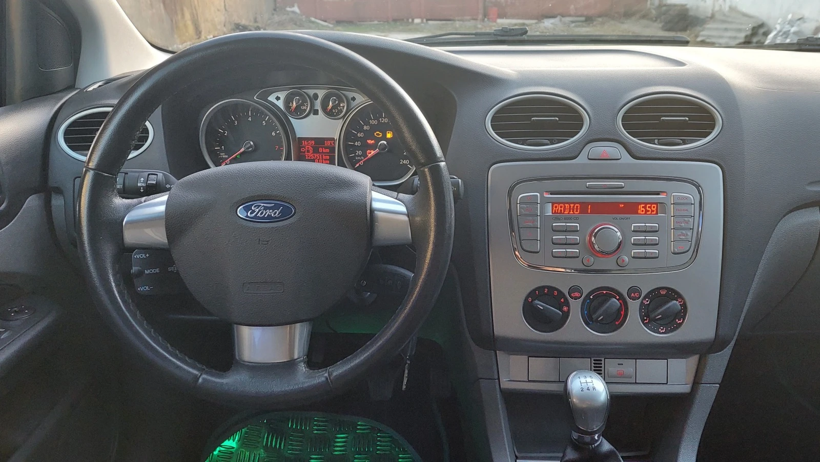 Ford Focus 1.6i 125000км Германия | Mobile.bg — изображение 13