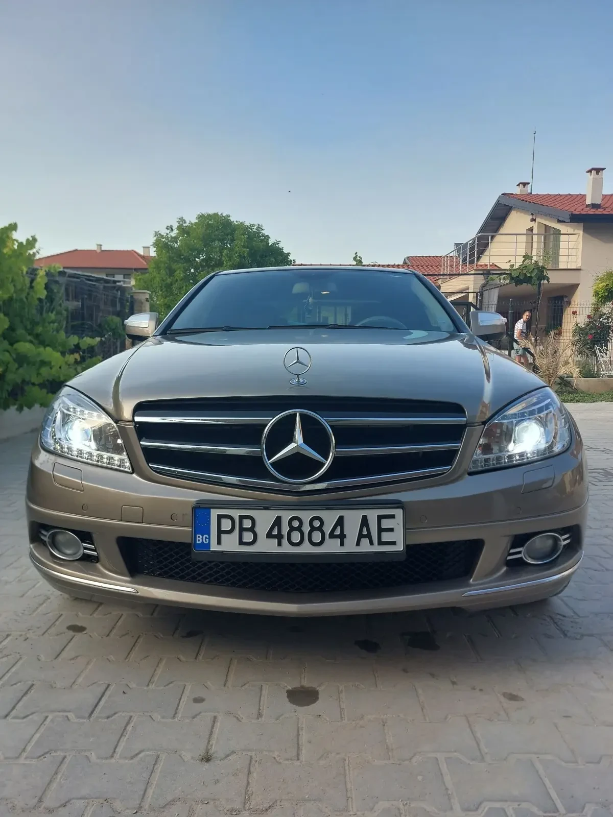 Mercedes-Benz C 320  - изображение 7