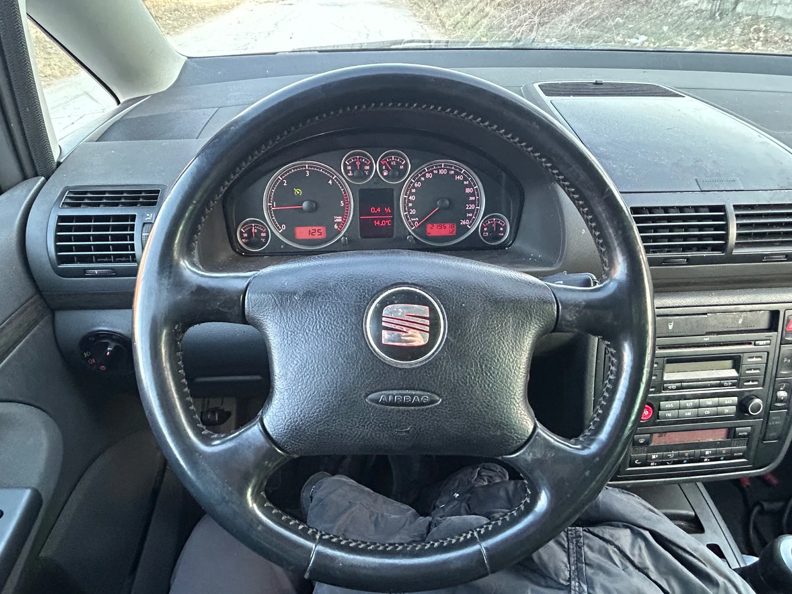 Seat Alhambra 1.9tdi - изображение 6