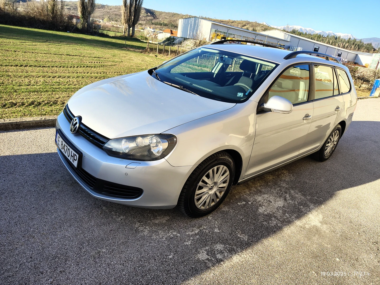 VW Golf 1.6TDI Комби - изображение 3
