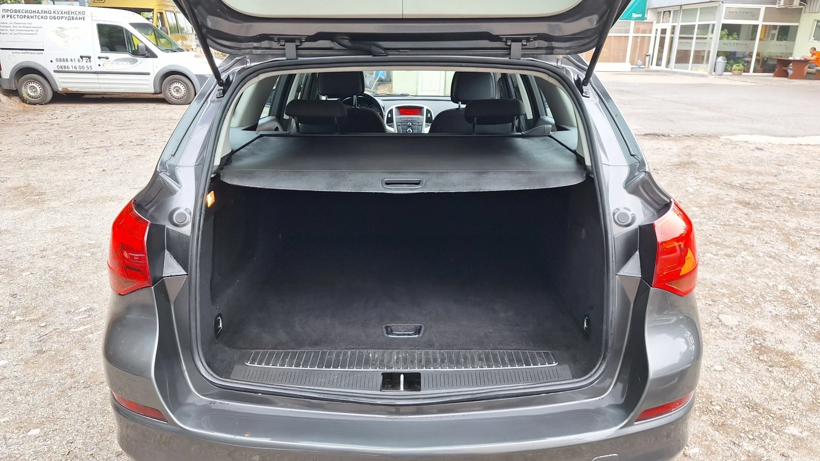 Opel Astra 1.4 T  автоматик SWISS - изображение 9