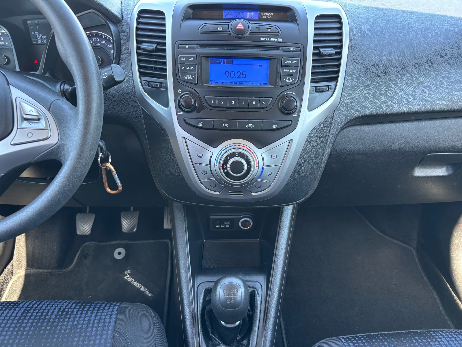 Hyundai Ix20 1.4-90кс, AC | Mobile.bg — изображение 13