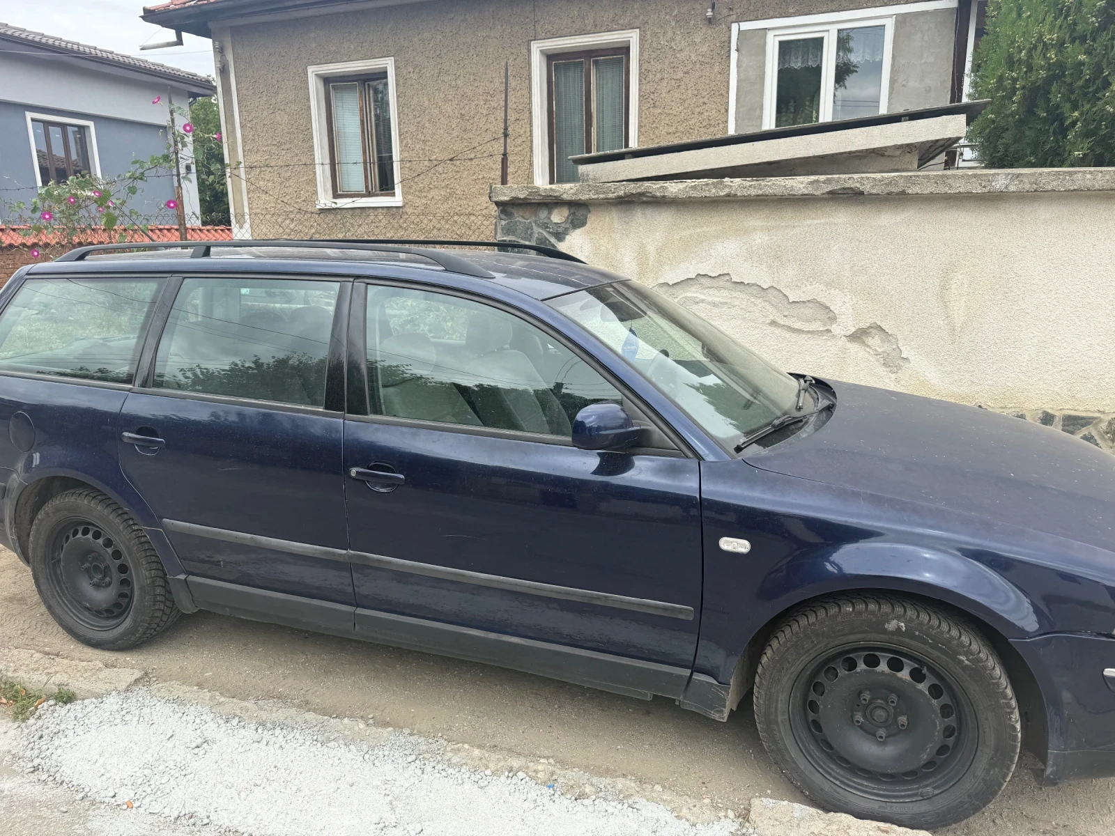 VW Passat Комби - изображение 2