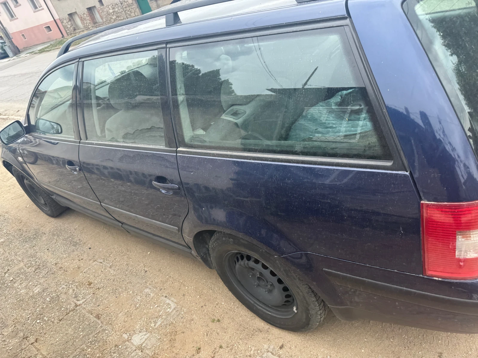 VW Passat Комби - изображение 5