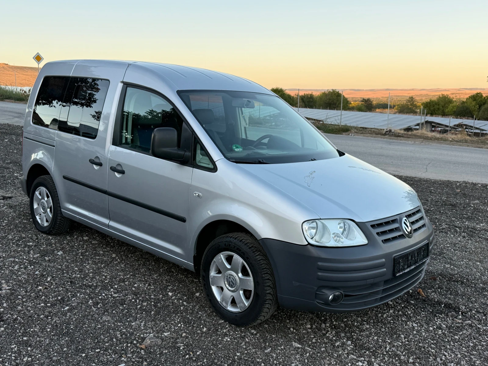 VW Caddy 1.6i ГАЗ/БЕНЗИН - изображение 2