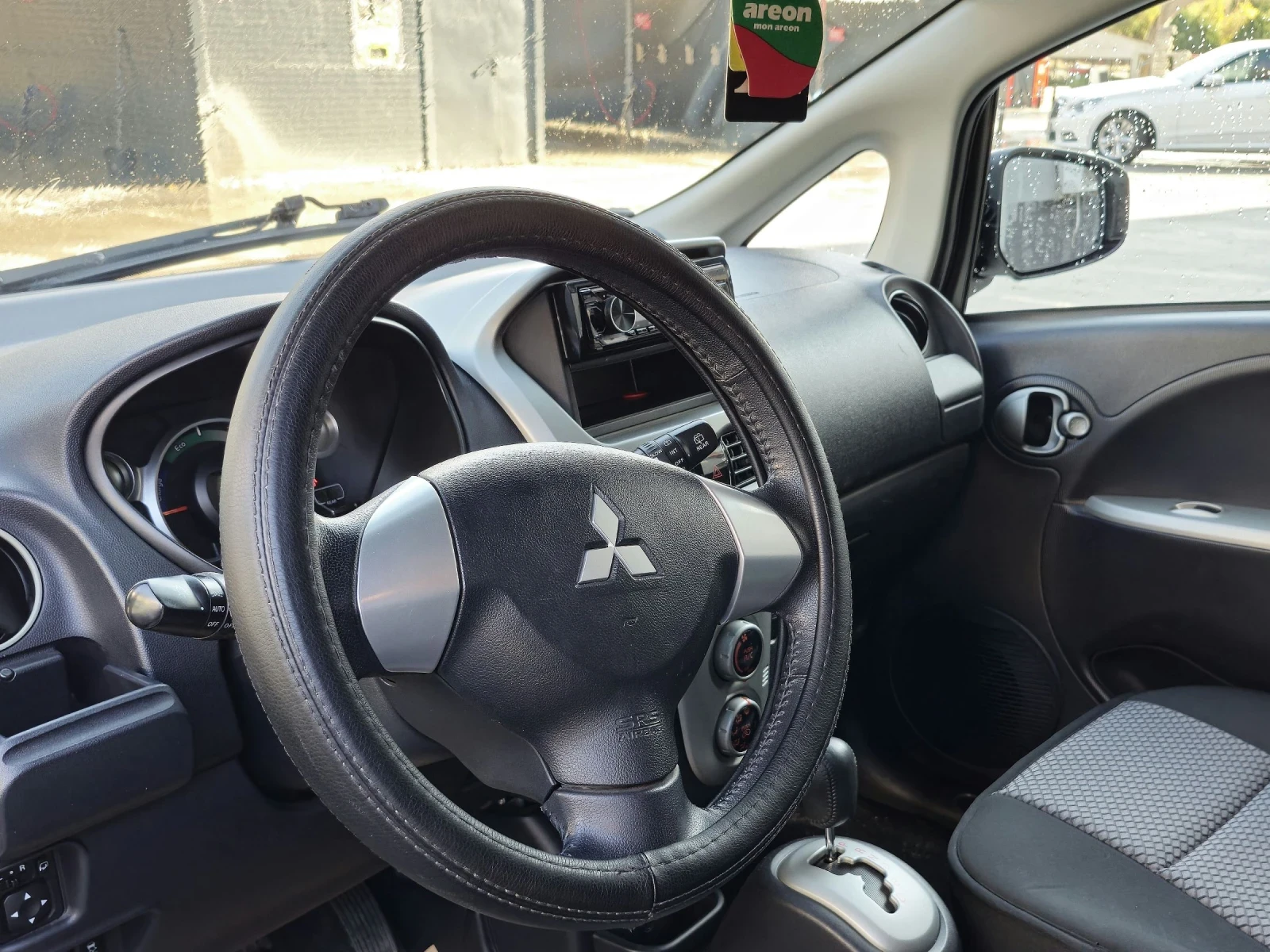 Mitsubishi I-MiEV  - изображение 9