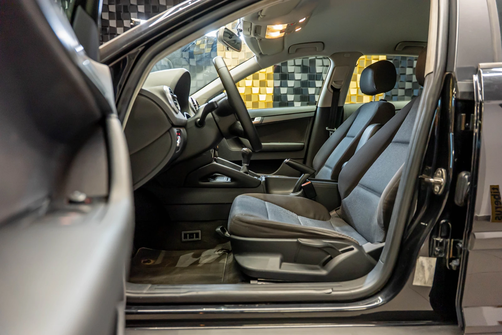 Audi A3 1.6 TDI - изображение 8