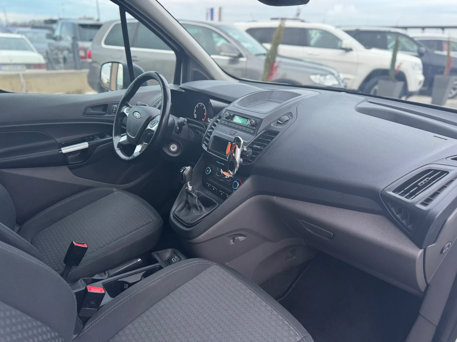 Ford Connect Connect 2020 7  | Mobile.bg   11