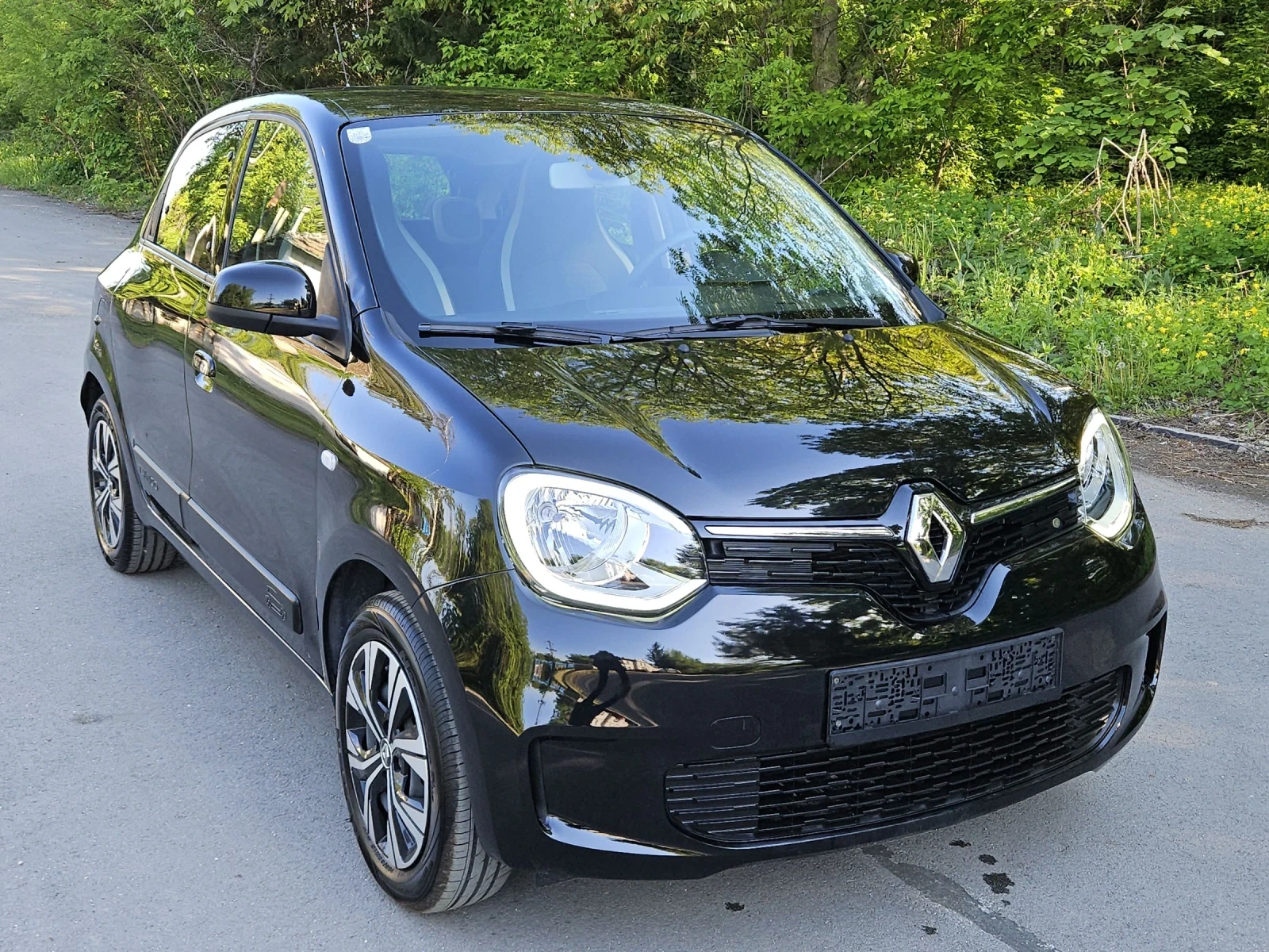 Renault Twingo 1.0i--new--9721км