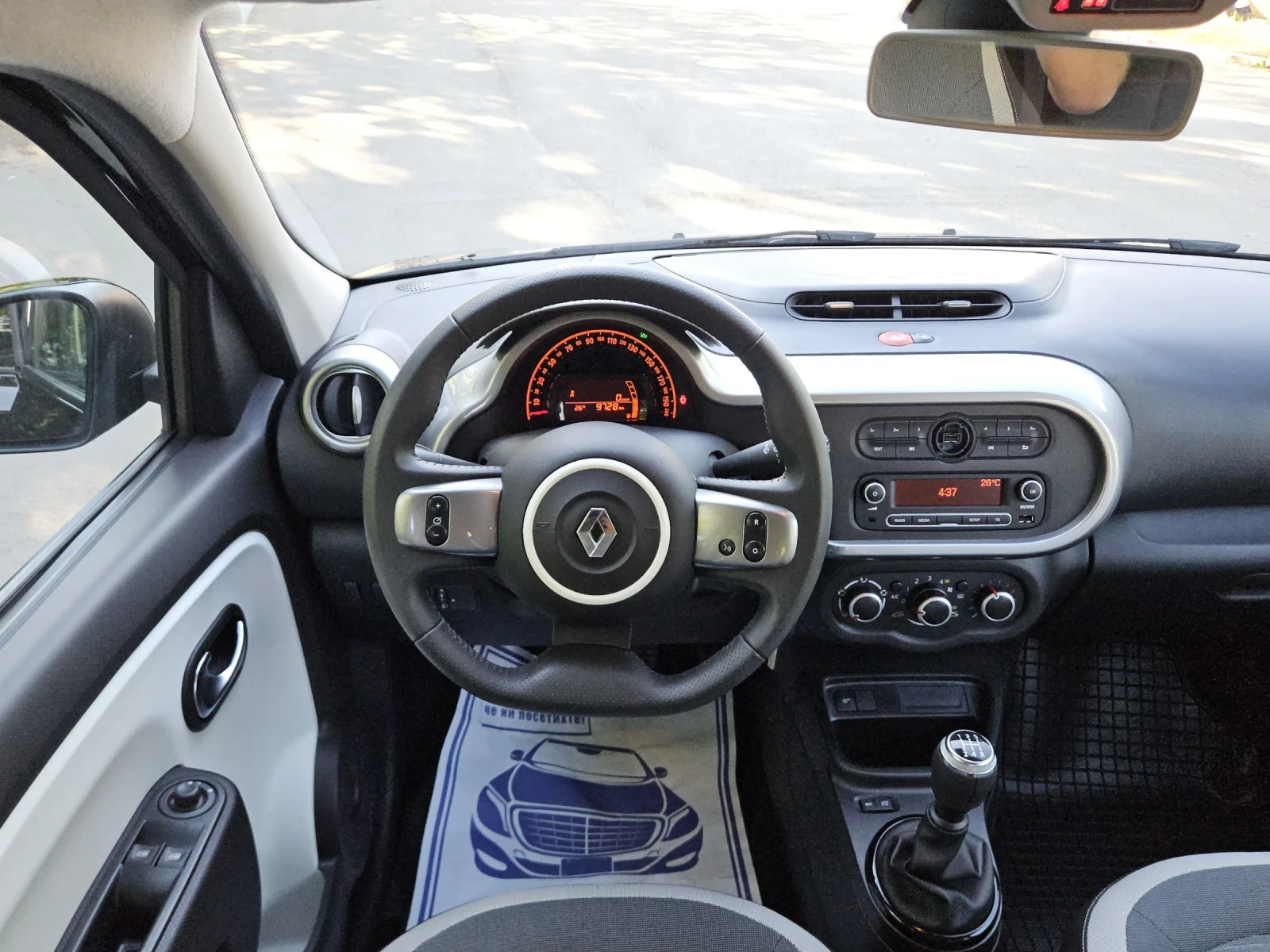 Renault Twingo 1.0i--new--9721км, снимка 12 - Автомобили и джипове - 52827028