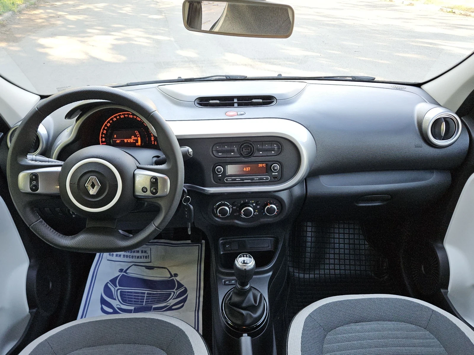 Renault Twingo 1.0i--new--9721км, снимка 11 - Автомобили и джипове - 52827028