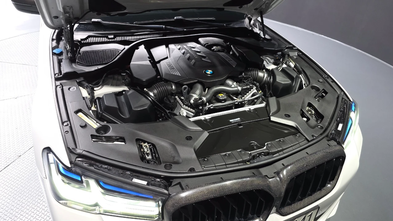 BMW 550 550M | BOWER&WILKINS | DISTRONIC | HUD | Mobile.bg � ����������� 17