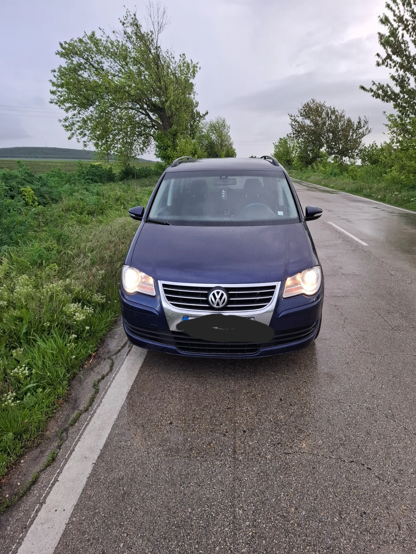 VW Touran, снимка 2 - Автомобили и джипове - 54634704