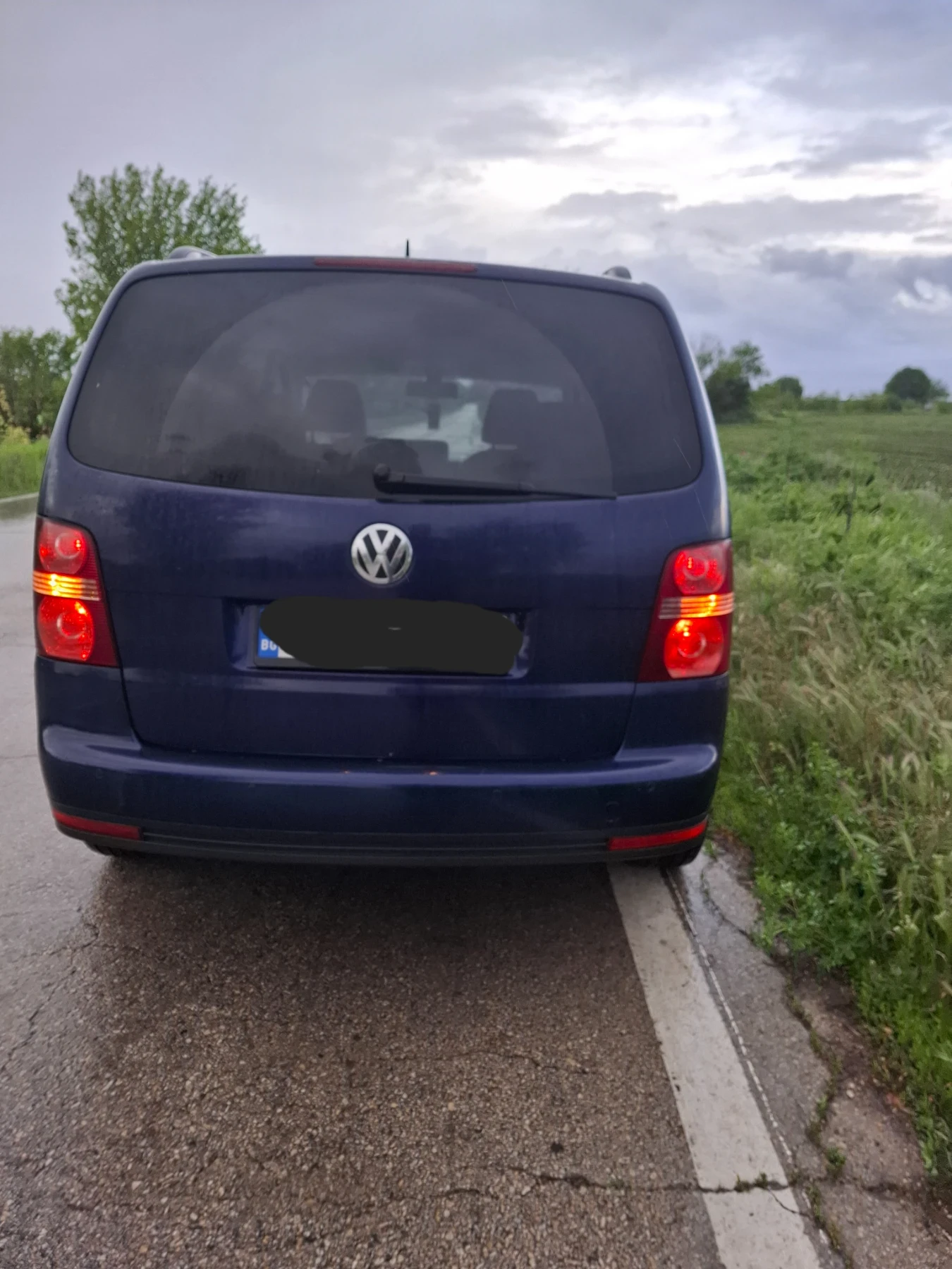VW Touran, снимка 7 - Автомобили и джипове - 54634704
