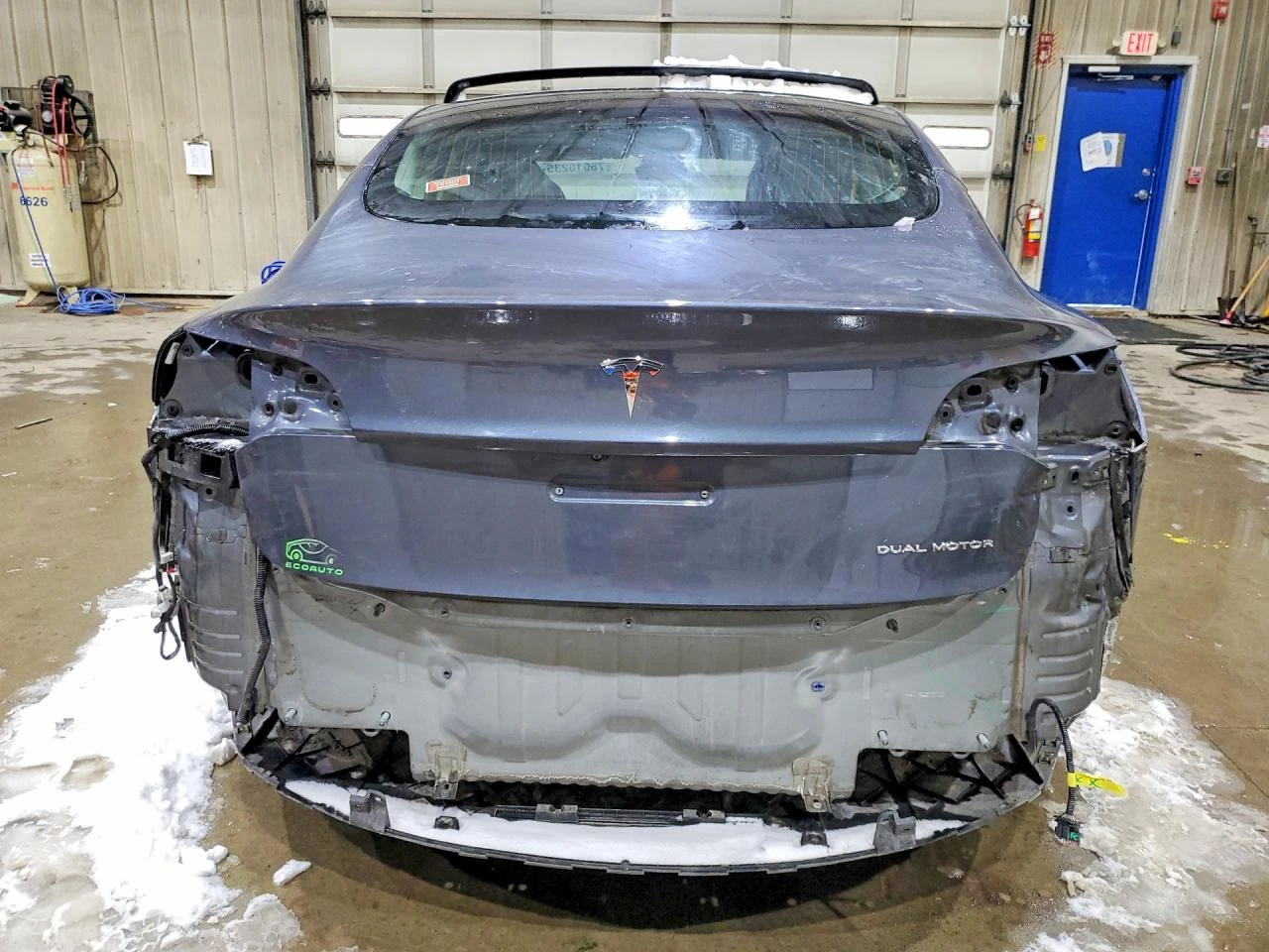 Tesla Model 3, снимка 6 - Автомобили и джипове - 54663671