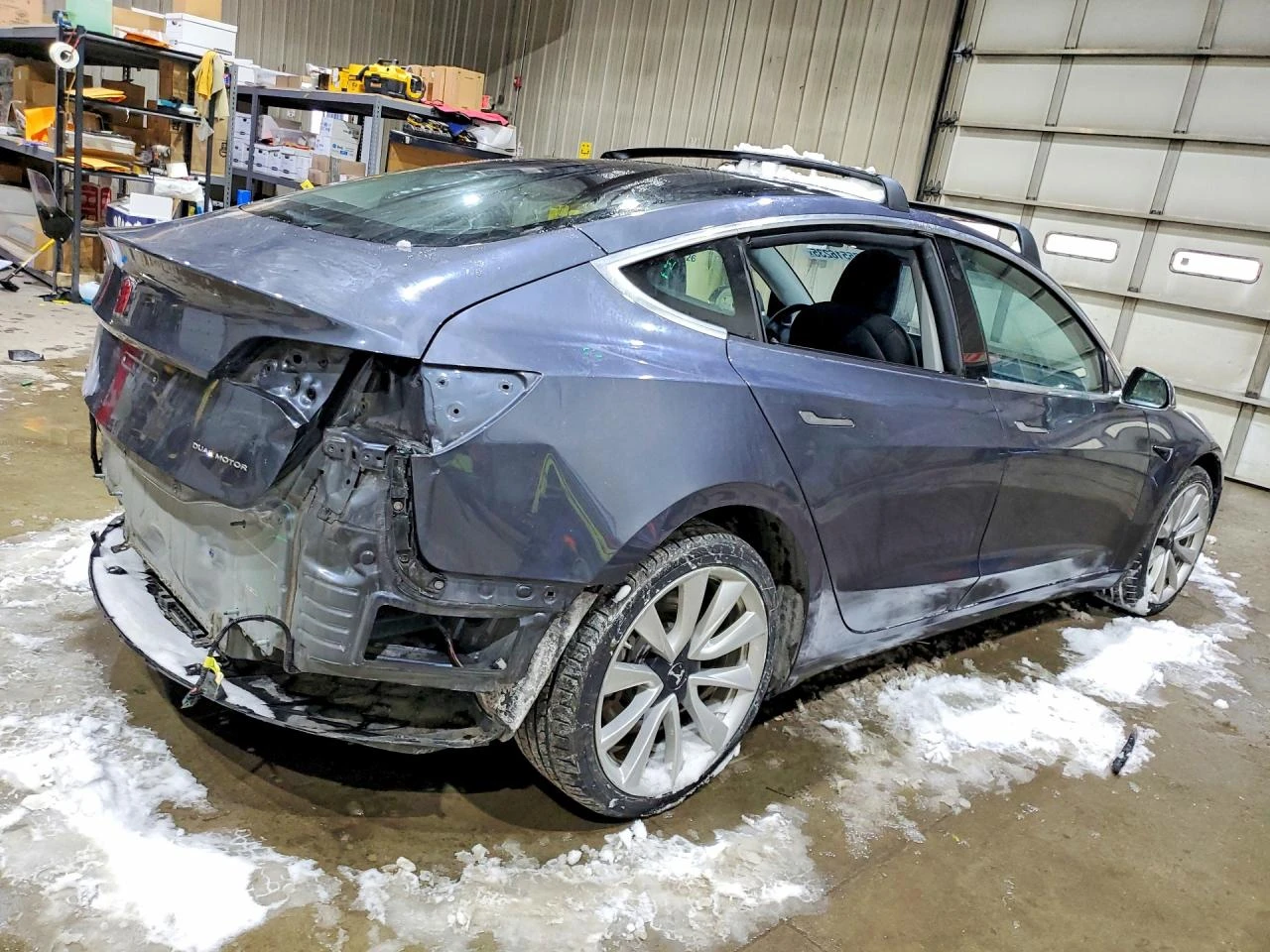 Tesla Model 3, снимка 3 - Автомобили и джипове - 54663671
