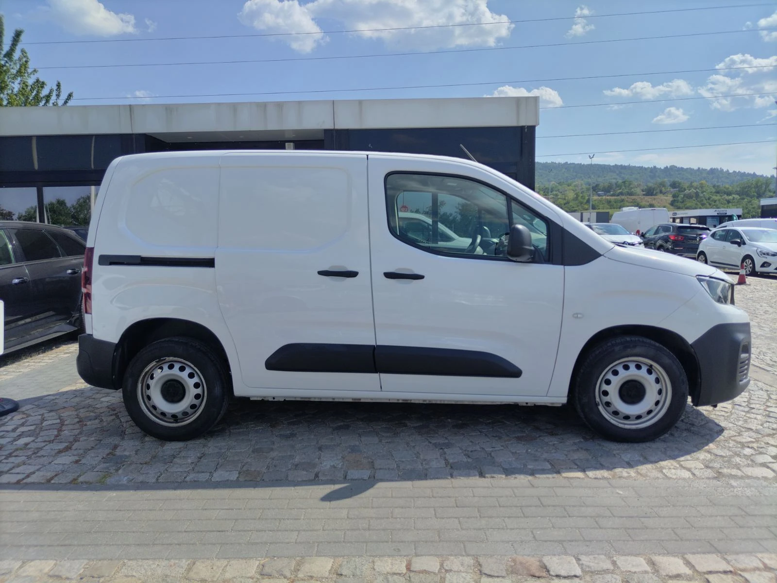 Peugeot Partner 1.5HDI/102к.с., снимка 8 - Автомобили и джипове - 55609971