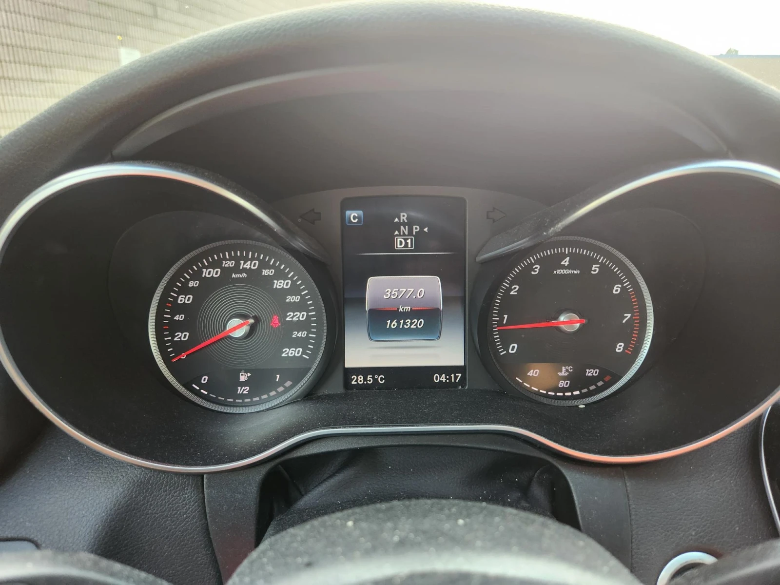 Mercedes-Benz C 300 * CARFAX * ЦЕНА ДО БГ, снимка 11 - Автомобили и джипове - 55877047