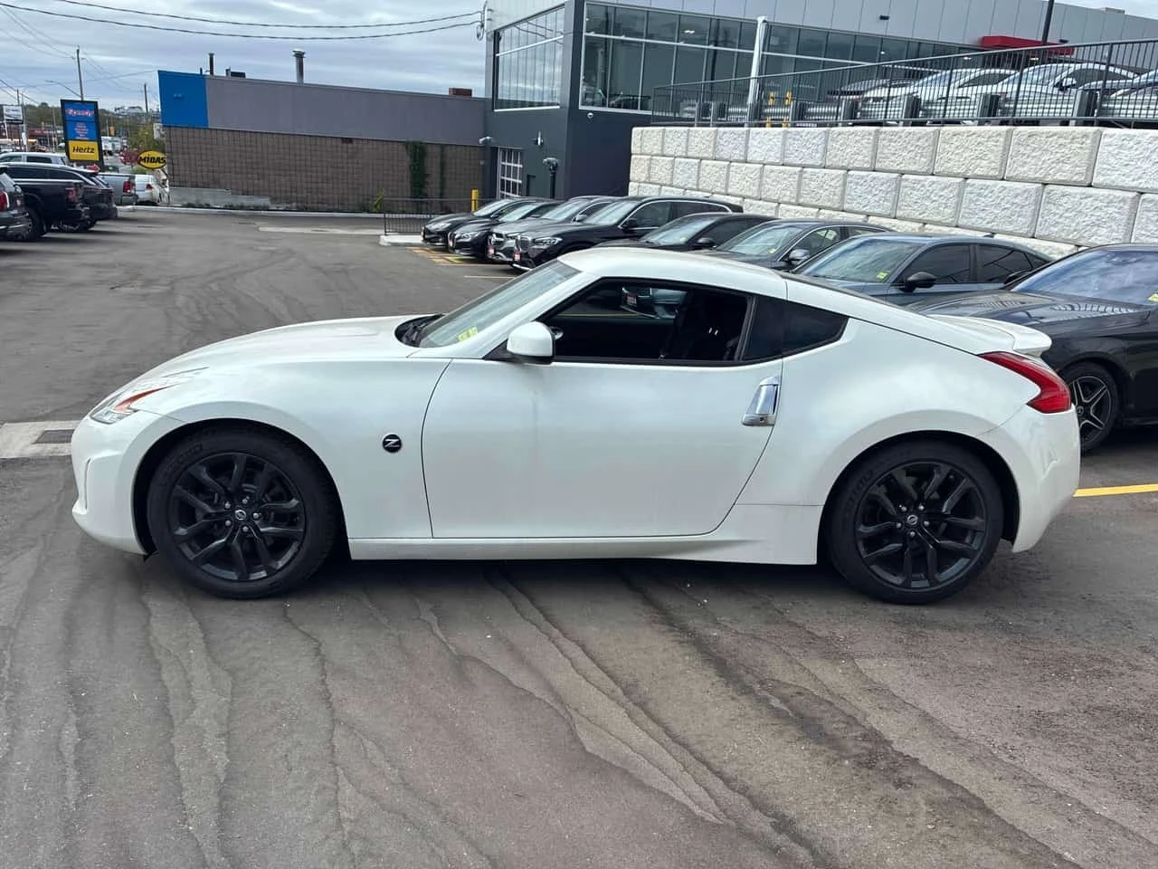 Nissan 370Z * 2dr Cpe * CARFAX * , снимка 2 - Автомобили и джипове - 56280550