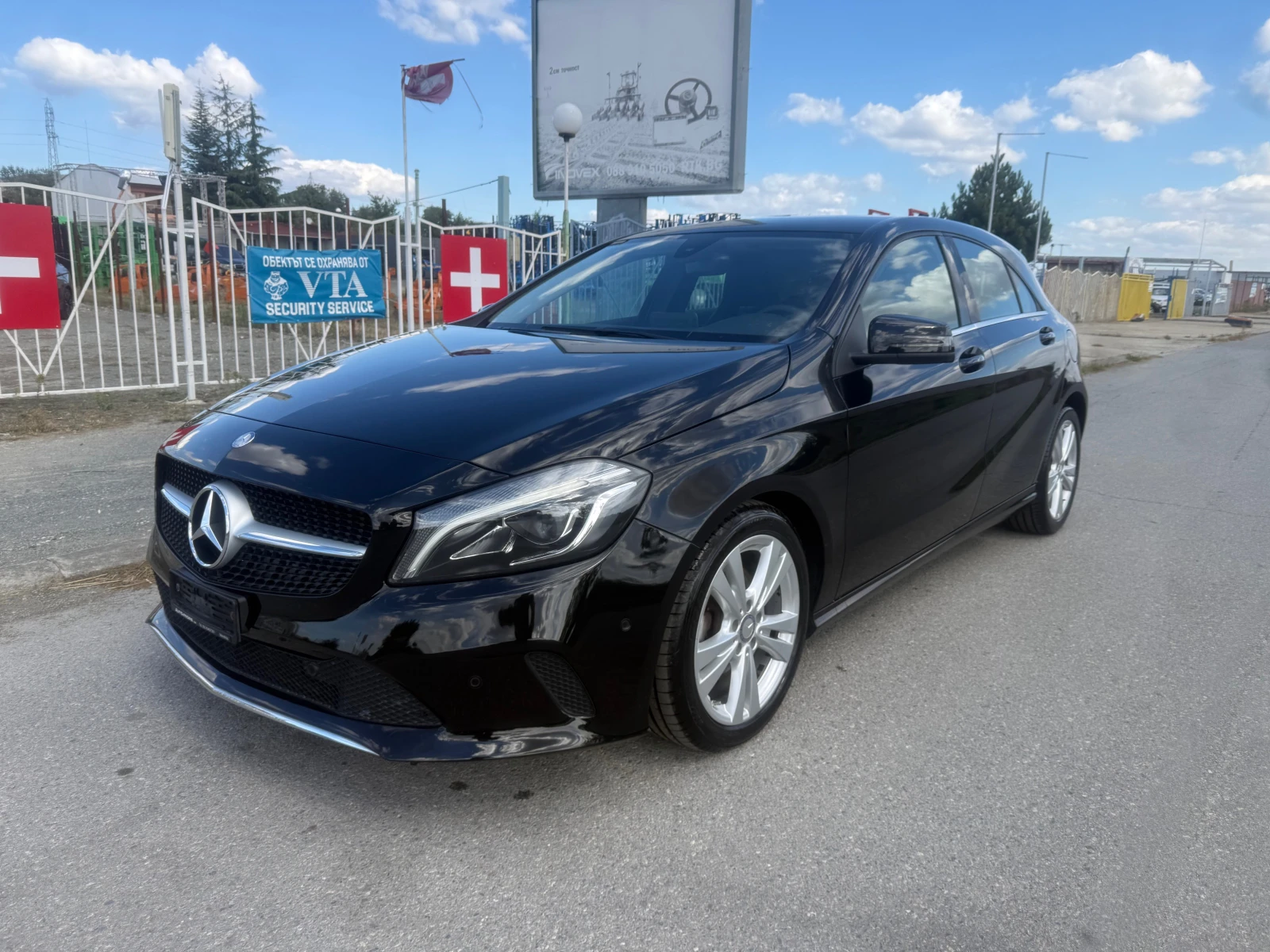 Mercedes-Benz A 180 AUT. NAVI FACELIFT ШВЕЙЦАРИЯ