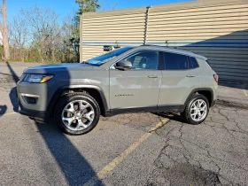 Jeep Compass * Limited * CARFAX * ОПЦИЯ ЗА ФИНАНСИРАНЕ, снимка 2