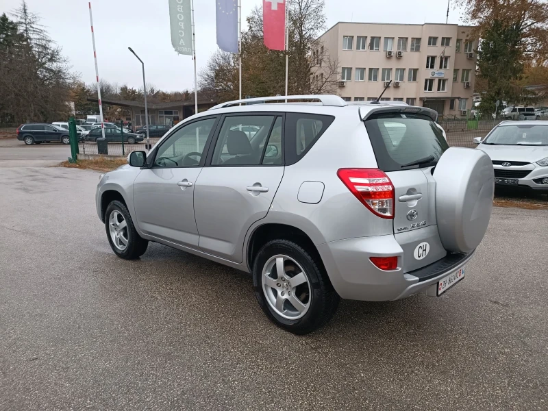 Toyota Rav4 2.0i-158кс-ШВЕЙЦАРИЯ-РЪЧКА-4Х4-6ск-FACELIFT, снимка 5 - Автомобили и джипове - 47959917