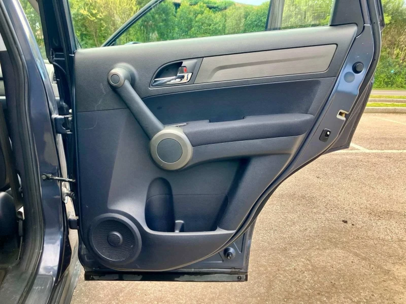 Honda Cr-v, снимка 6 - Автомобили и джипове - 52495785