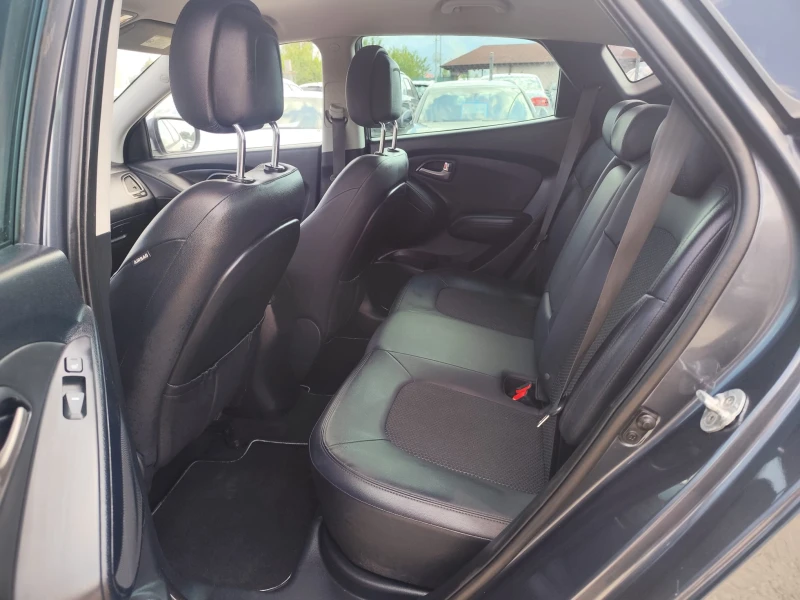 Hyundai IX35 2.0 дизел 4х4, снимка 13 - Автомобили и джипове - 51601116