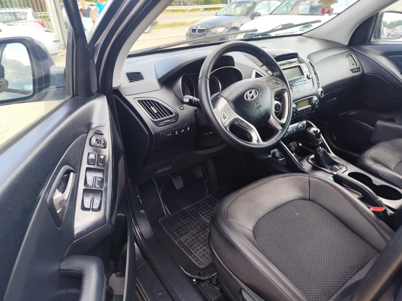 Hyundai IX35 2.0 дизел 4х4, снимка 11 - Автомобили и джипове - 51601116