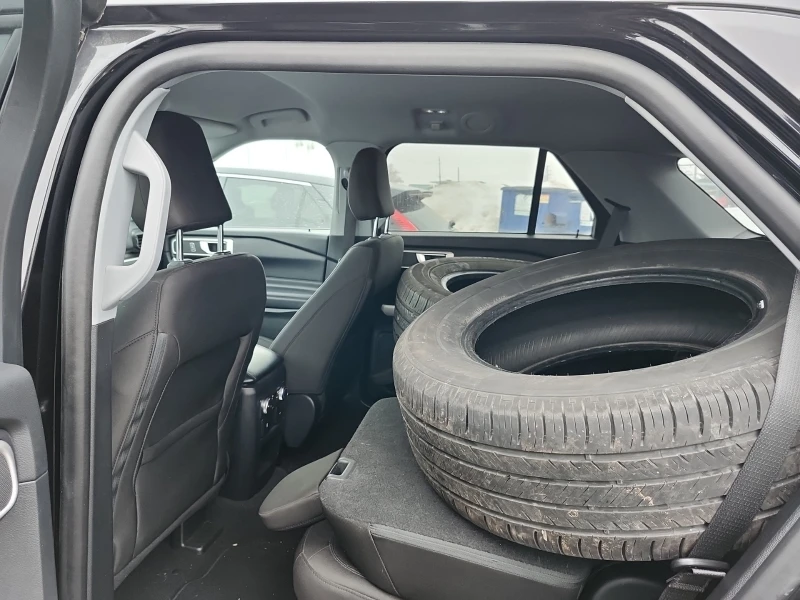 Ford Explorer XLT 4WD * CARFAX* , снимка 6 - Автомобили и джипове - 53566725