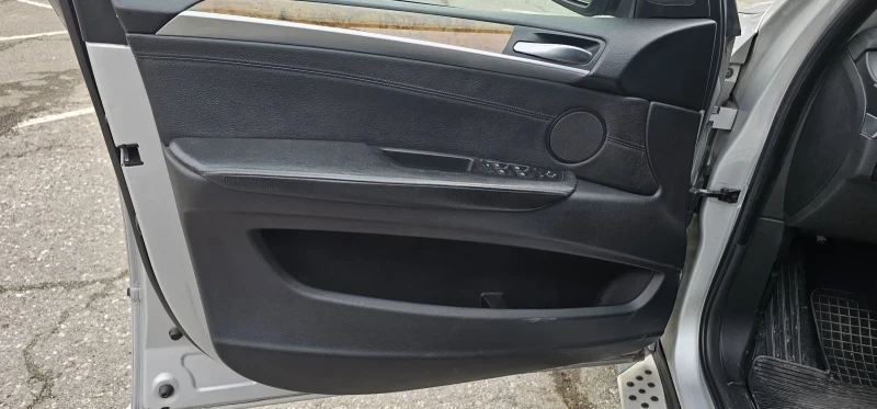 BMW X5 3.0 Бензин ГАЗ 4х4 Автомат камера , снимка 11 - Автомобили и джипове - 54642059