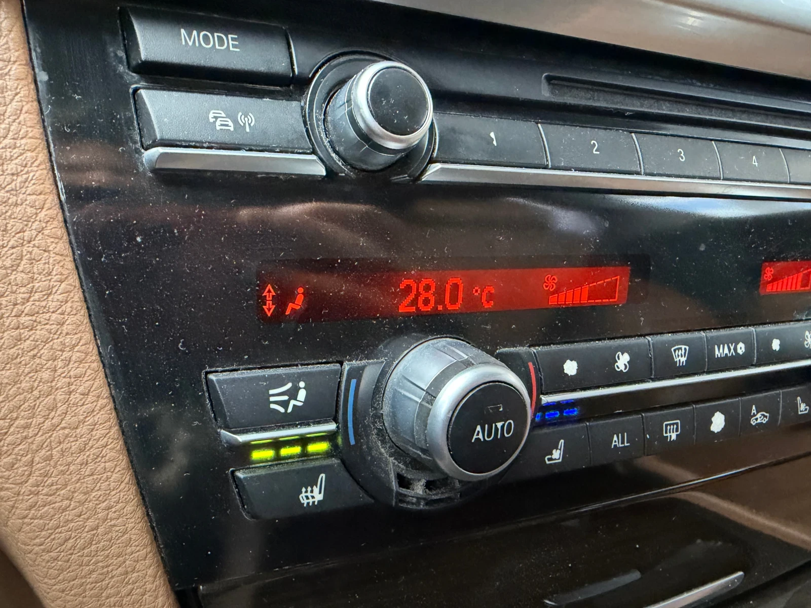 BMW 750 xDrive* ������* V8* BiTurbo | Mobile.bg � ����������� 12