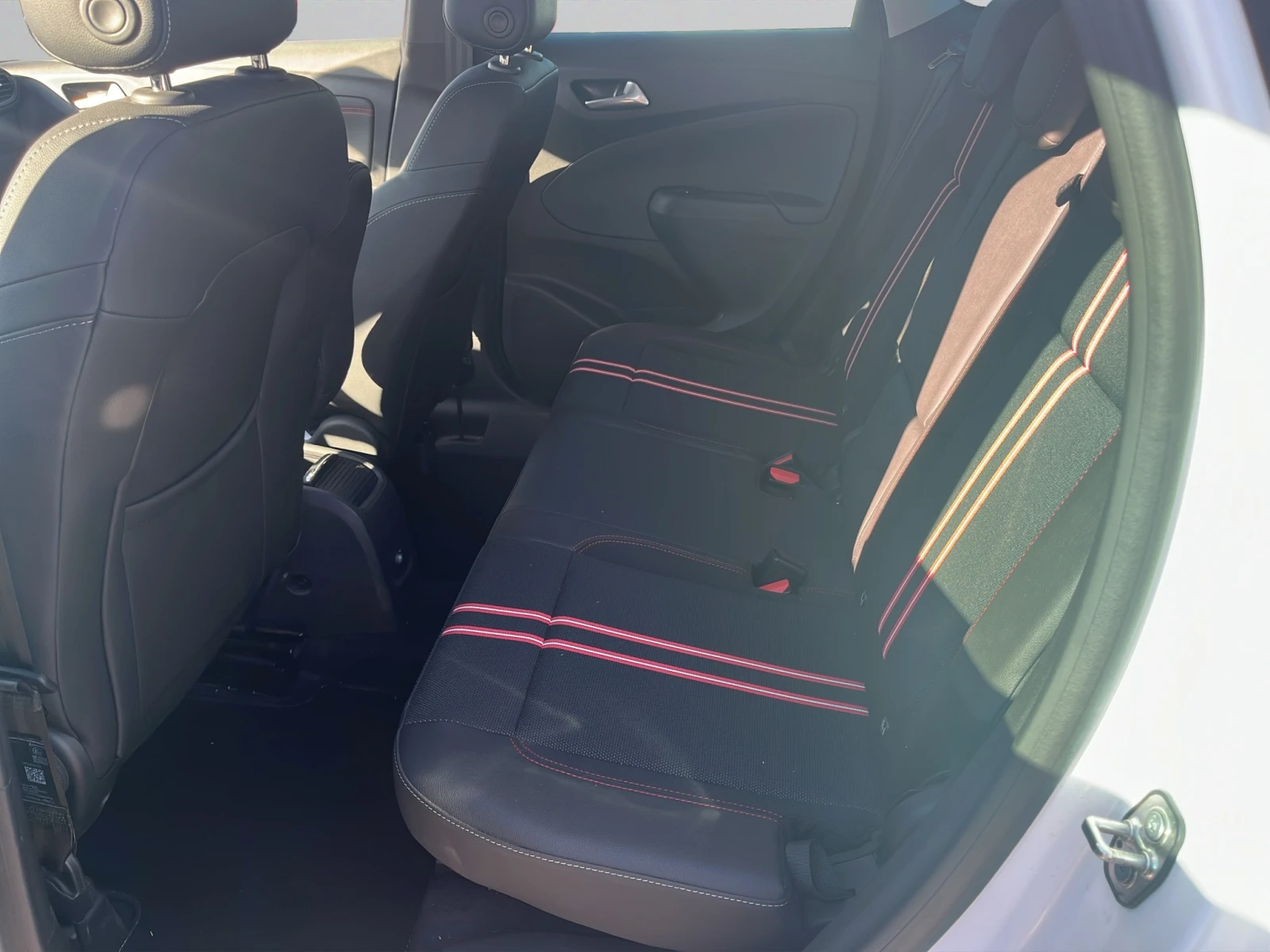 Opel Crossland X  - изображение 10