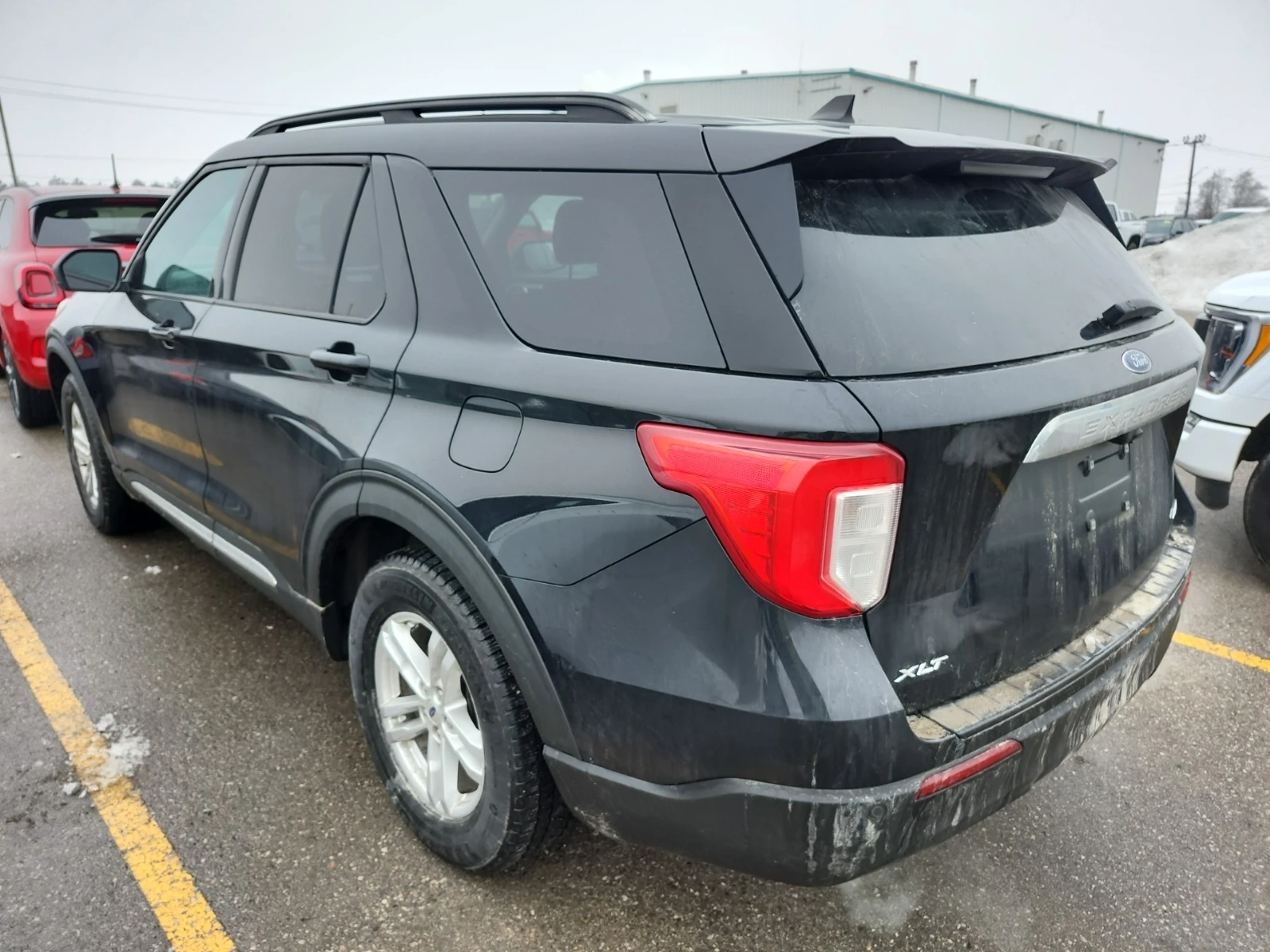 Ford Explorer XLT 4WD * CARFAX*  - изображение 3