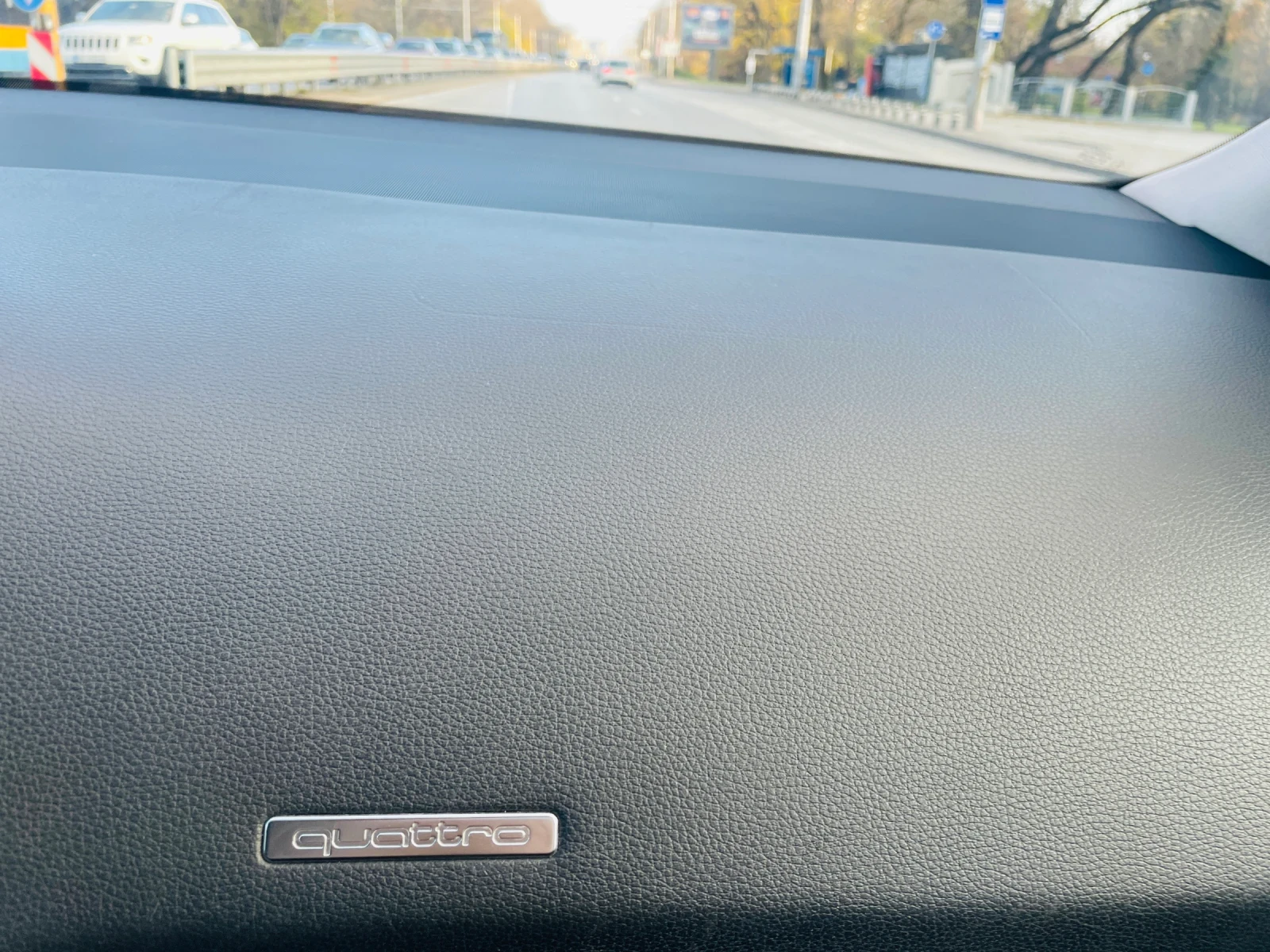 Audi Q7, снимка 17 - Автомобили и джипове - 54033843