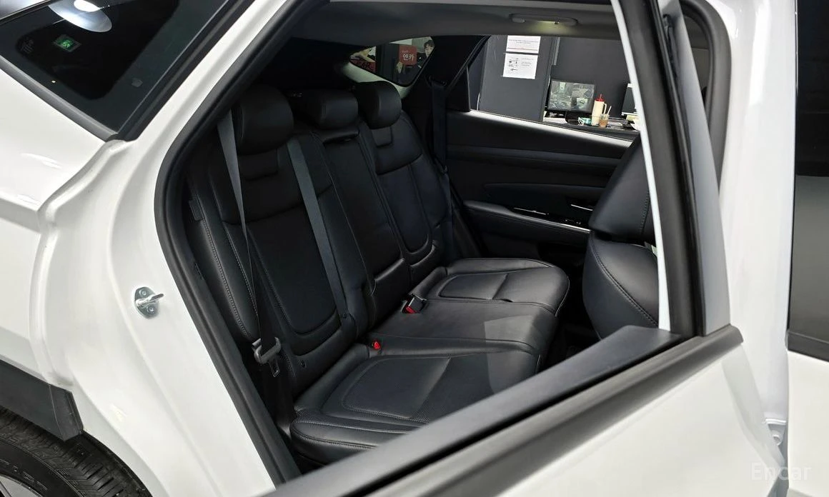 Hyundai Tucson 1.6* HYBRID* AWD* ПОДГРЕВ* ОБДУХВАНЕ* 360КАМЕРА* , снимка 13 - Автомобили и джипове - 54227752