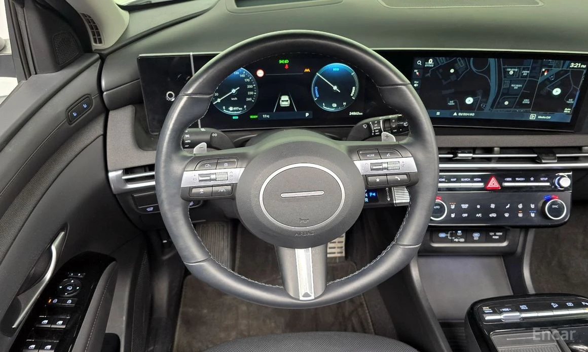 Hyundai Tucson 1.6* HYBRID* AWD* ПОДГРЕВ* ОБДУХВАНЕ* 360КАМЕРА* , снимка 8 - Автомобили и джипове - 54227752