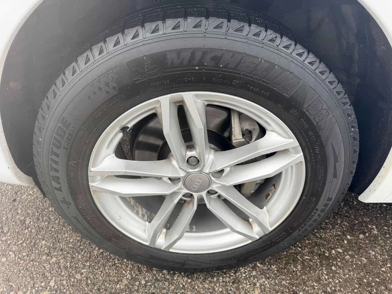 Audi Q5 Technik  CARFAX, снимка 7 - Автомобили и джипове - 54290934