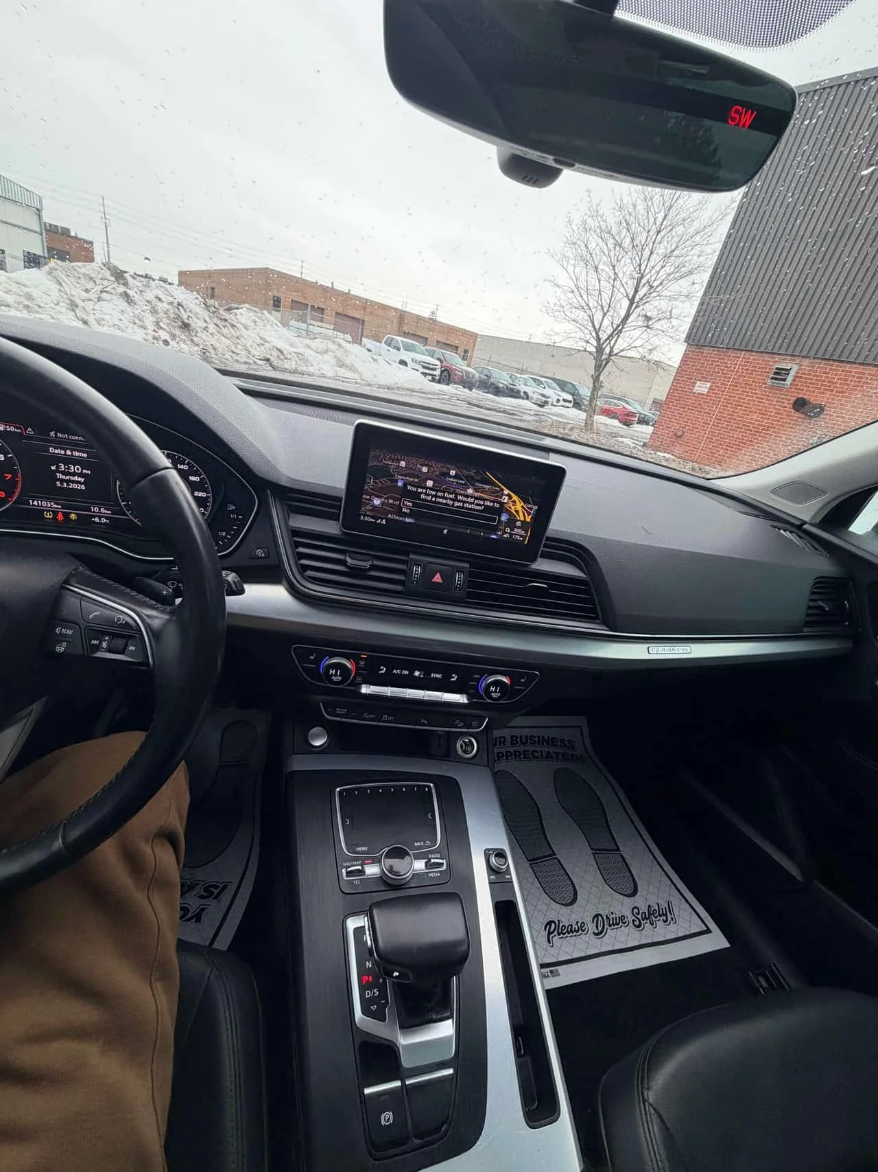 Audi Q5 Technik  CARFAX, снимка 8 - Автомобили и джипове - 54290934