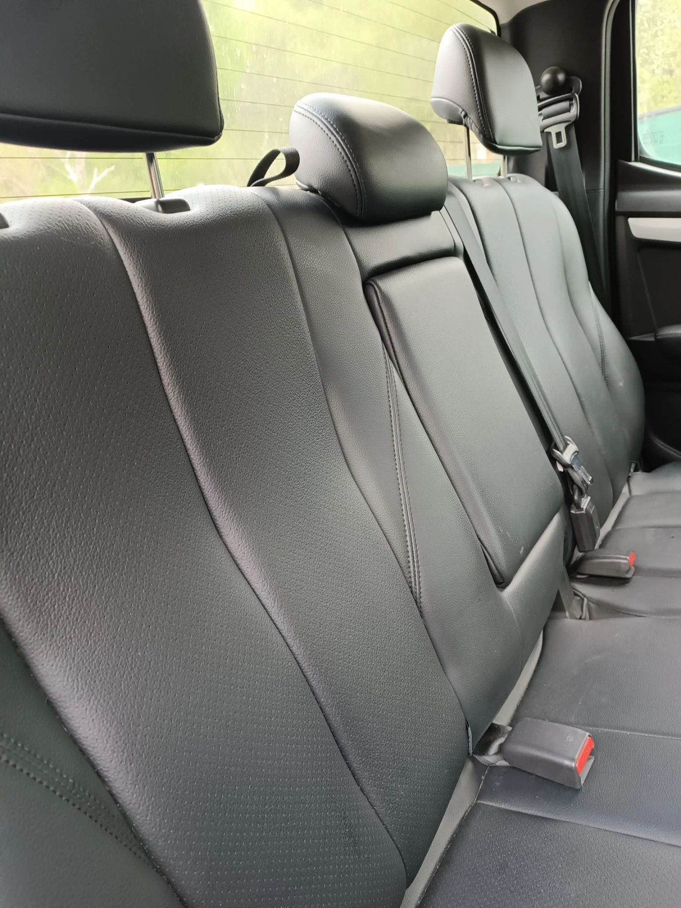 Isuzu D-max, снимка 15 - Автомобили и джипове - 54371586