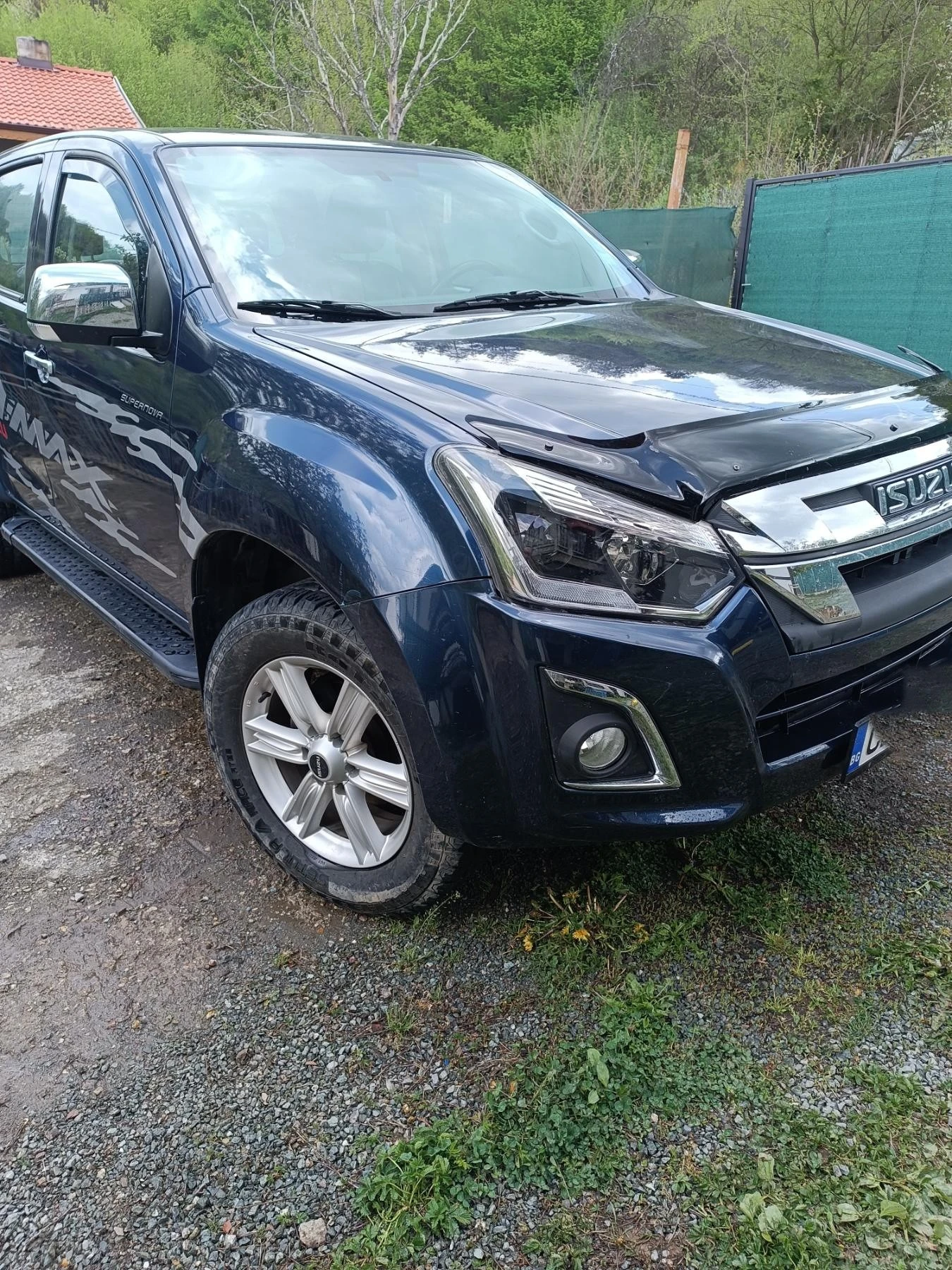 Isuzu D-max, снимка 2 - Автомобили и джипове - 54371586