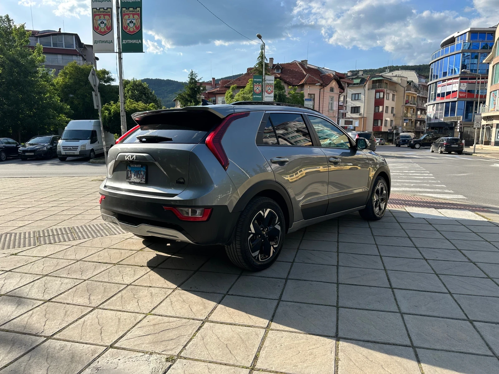 Kia Niro 64KW 100%SOH, снимка 4 - Автомобили и джипове - 54671022