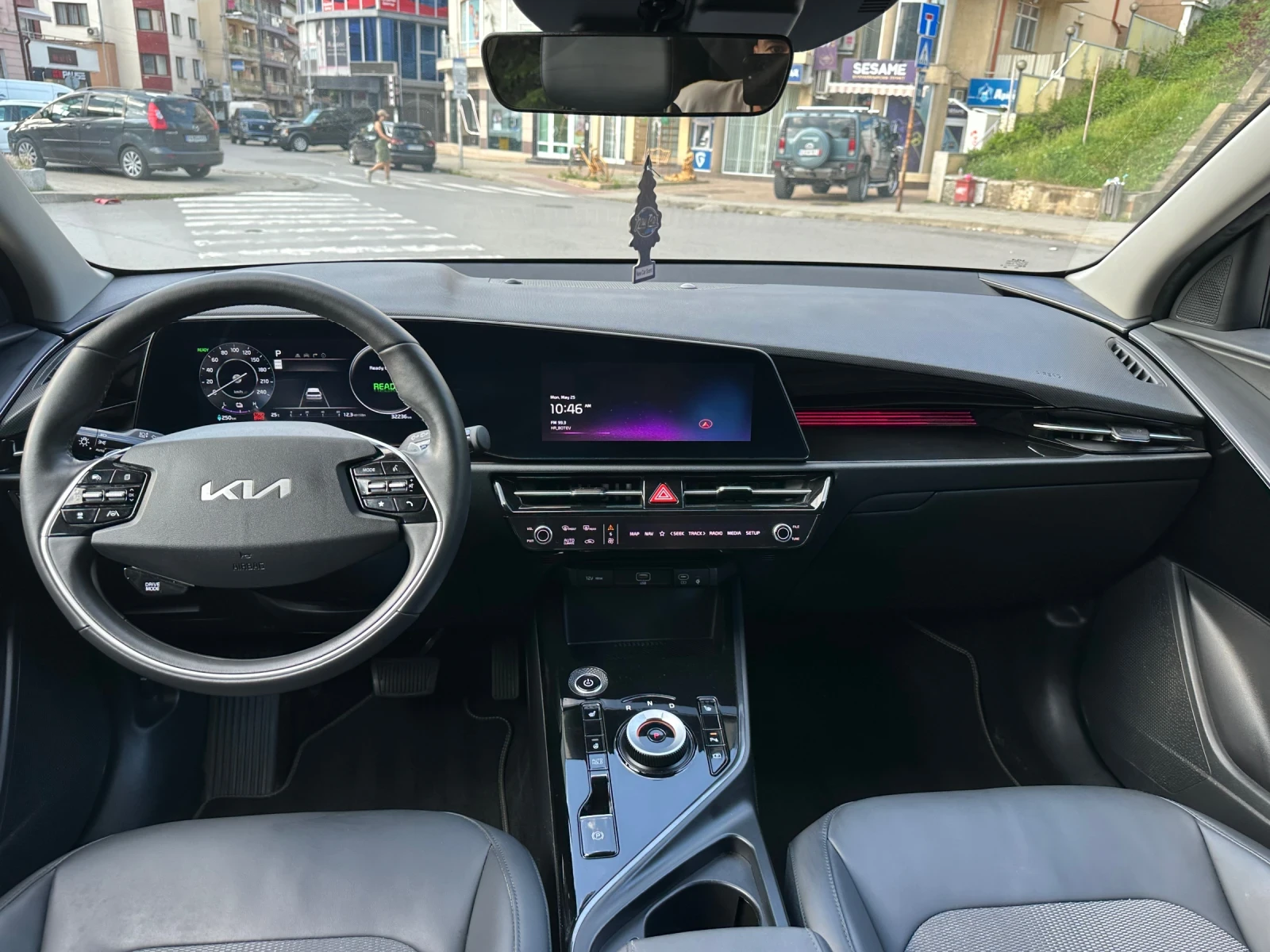 Kia Niro 64KW 100%SOH, снимка 10 - Автомобили и джипове - 54671022